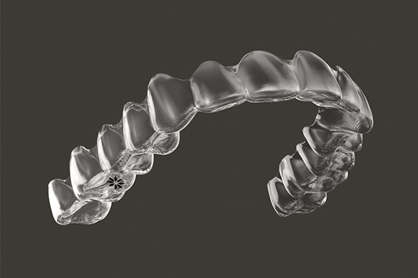 マウスピース型カスタムメイド矯正歯科装置